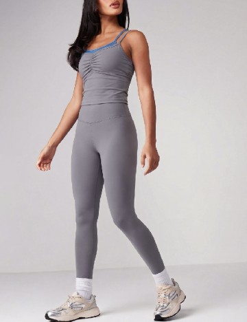 Compleu Missguided, gri