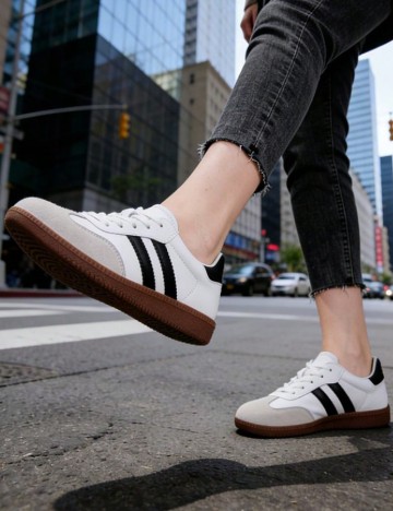 Adidasi SHEIN, mix culori