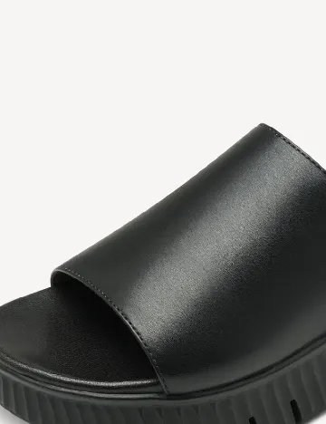 Slapi Tamaris, negru