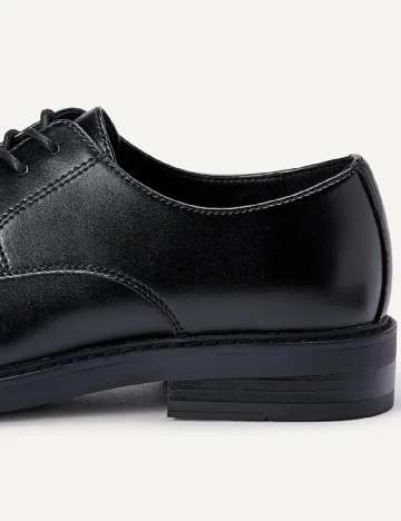 Pantofi Amazon Essentials, negru