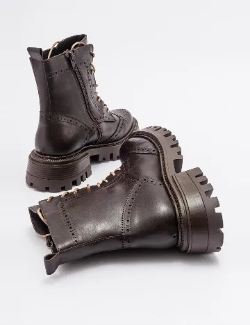 Ghete Luvishoes, maro
