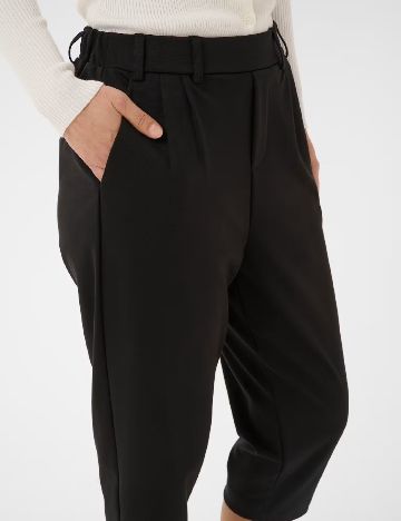 Pantaloni trei sferturi Kaffe, negru