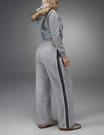 Pantaloni SHEIN, gri