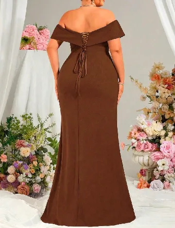 Rochie lunga Everlyl Plus Size, maro