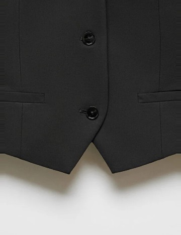 Vesta Mango, negru