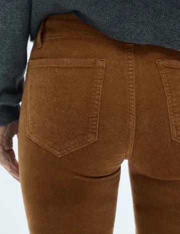 Pantaloni Mango, maro