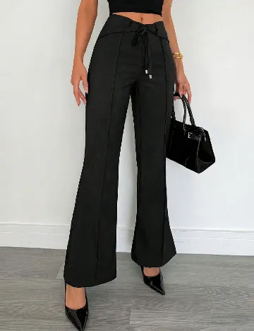 Pantaloni SHEIN, negru