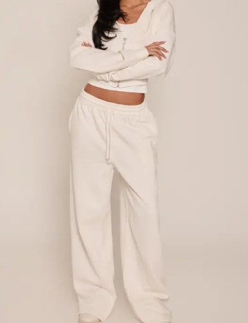 Pantaloni PrettyLittleThing, alb