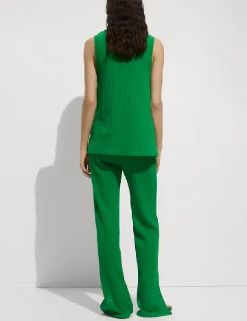 Vesta Mango, verde