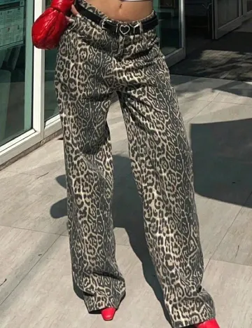 Pantaloni SHEIN, animal print