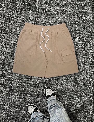 Pantaloni scurti SHEIN, crem