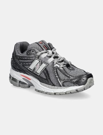 Adidasi New Balance, gri inchis