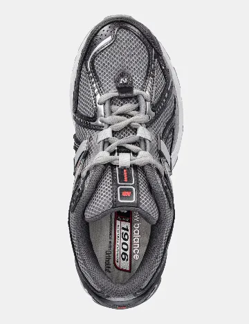 Adidasi New Balance, gri inchis