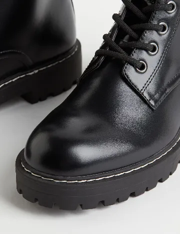 Ghete H&M, negru