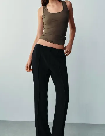 Maiou Zara, kaki