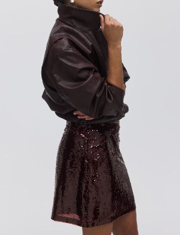 Fusta H&M, visiniu