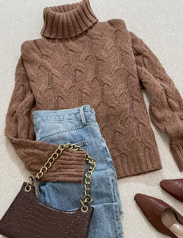 Pulover SHEIN CURVE, maro