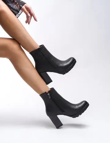 Botine Riccon, negru