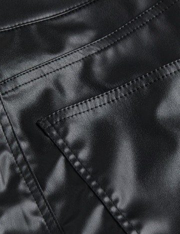 Pantaloni imitatie de piele H&M, negru