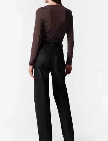 Bluza & other stories, maro