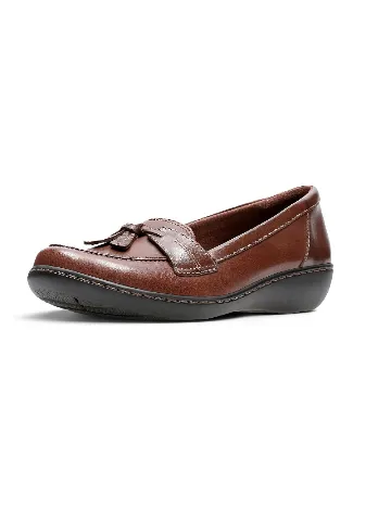 Mocasini Clarks, maro