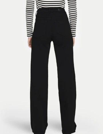 Blugi Only, negru