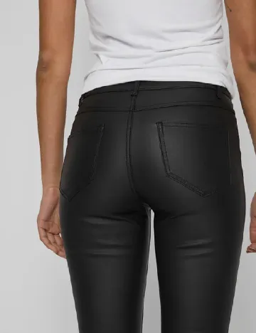 Pantaloni imitatie de piele Vila, negru