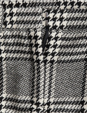 Pantaloni scurti H&M, negru/alb