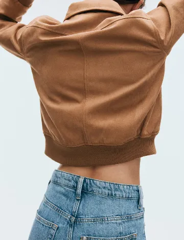 Jacheta H&M, maro