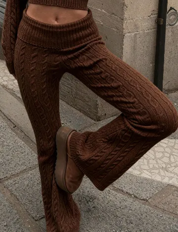 Pantaloni SHEIN, maro inchis