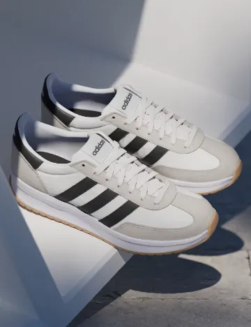 Adidasi Adidas, mix culori
