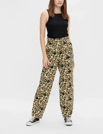 Pantaloni Pieces, army