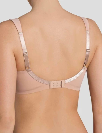 Sutien Triumph, nude