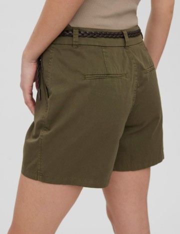 Pantaloni scurti Vero Moda, kaki