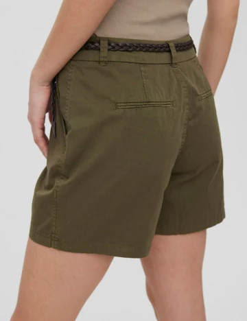 Pantaloni scurti Vero Moda, kaki