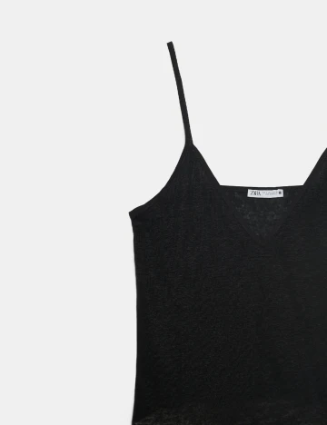 Maiou Zara, negru