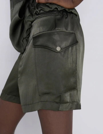 Pantaloni scurti Zara, verde