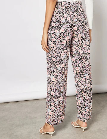 Pantaloni Vero Moda, floral Floral print