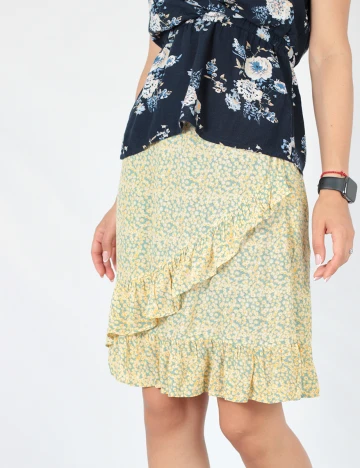 Fusta Pieces, model floral