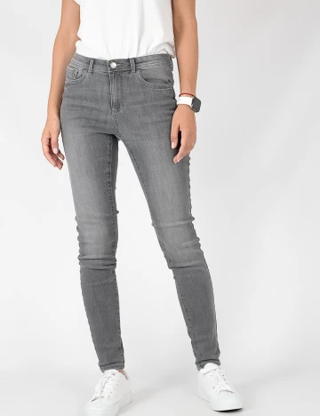 Blugi Vero Moda, gri