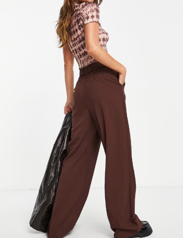 Pantaloni Stradivarius, maro