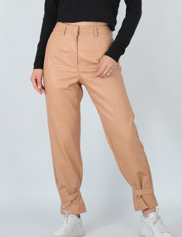 Pantaloni River Island, crem