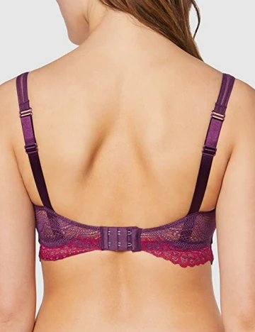 Sutien Triumph, mov