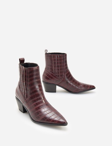 
						Botine Reserved, visiniu, 41