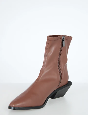 Botine Reserved, maro