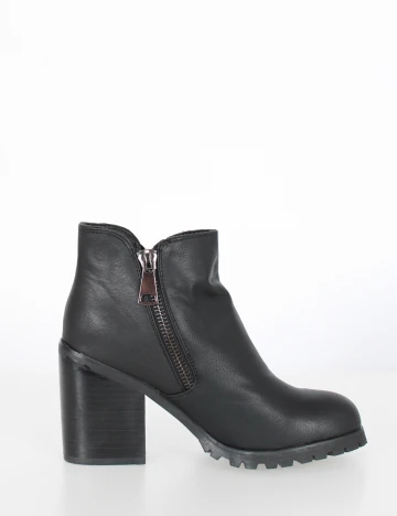 Botine House Brand, negru