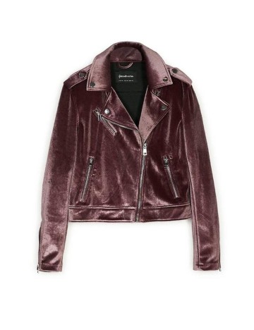 Jacheta Stradivarius, mov, S